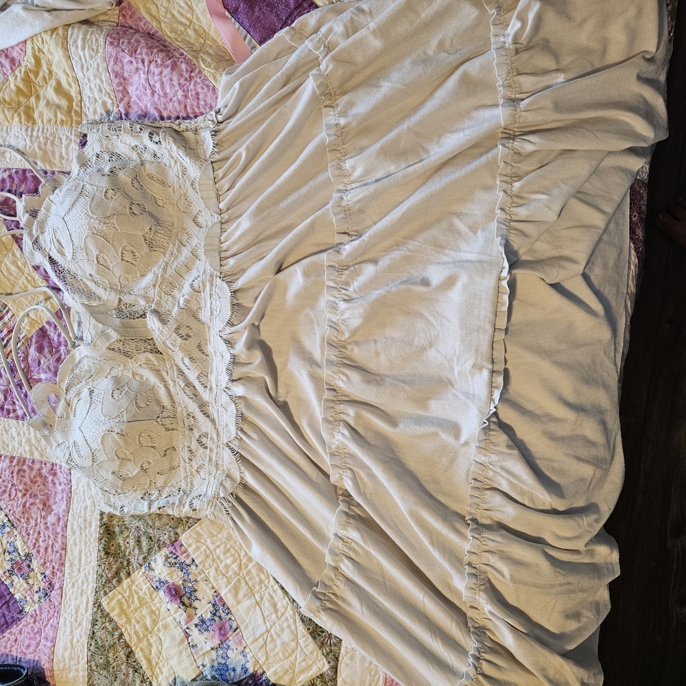 Viral Never Worn Cream Satin Tank Top